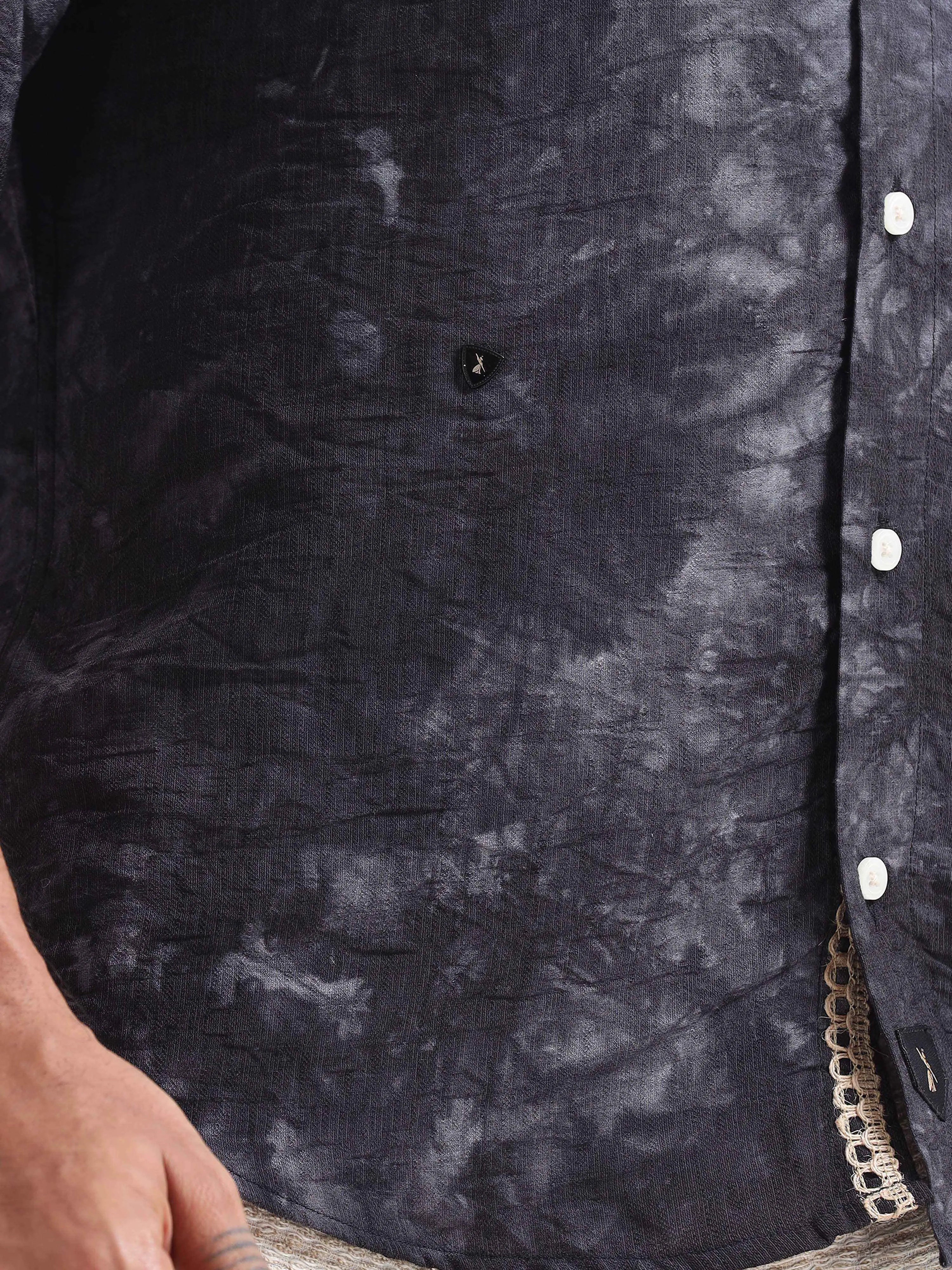 Whispering Waves Mandarin Shirt In Black